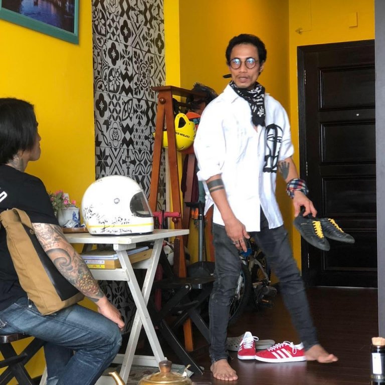 rocker-pham-anh-khoa-mat-hoc-hac-gay-tro-xuong-sau-scandal