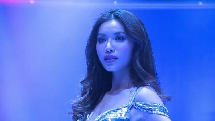 minh-tu-truot-giai-top-model-tai-hoa-hau-sieu-quoc-gia-2018