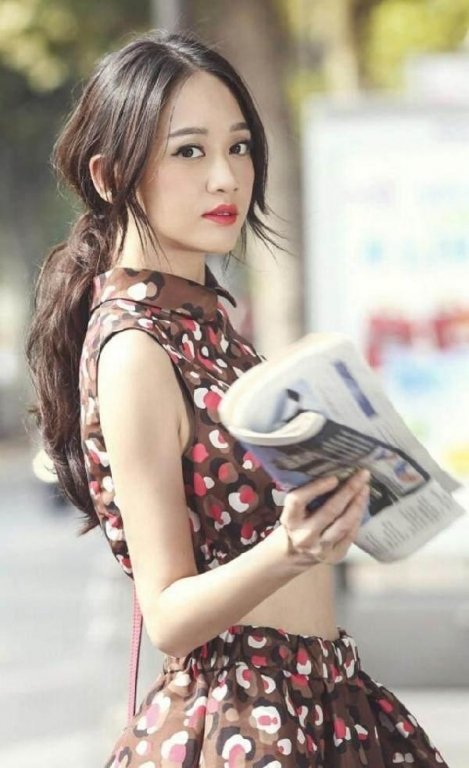 sao-tieu-ngao-giang-ho-phan-phao-tin-don-qua-dem-voi-tai-tu-kem-20-tuoi