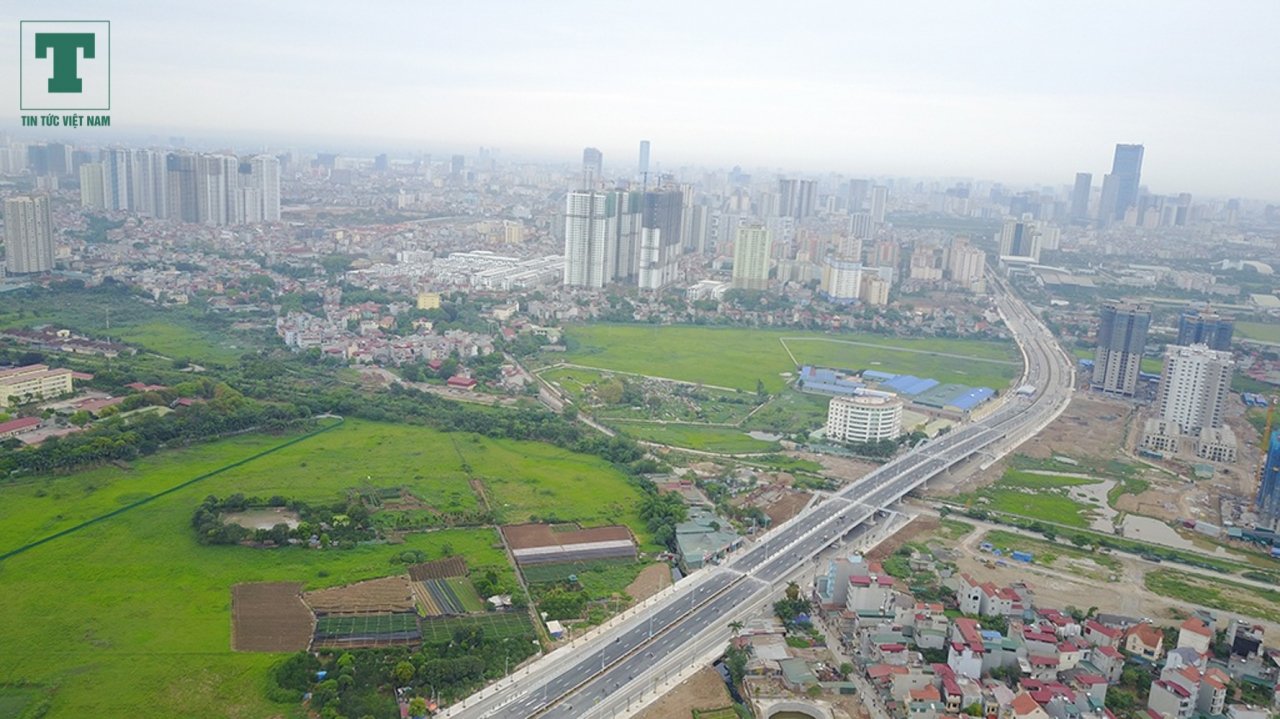 ve-dep-cua-tuyen-duong-moi-duoc-mang-ten-nha-tu-ban-trinh-van-bo