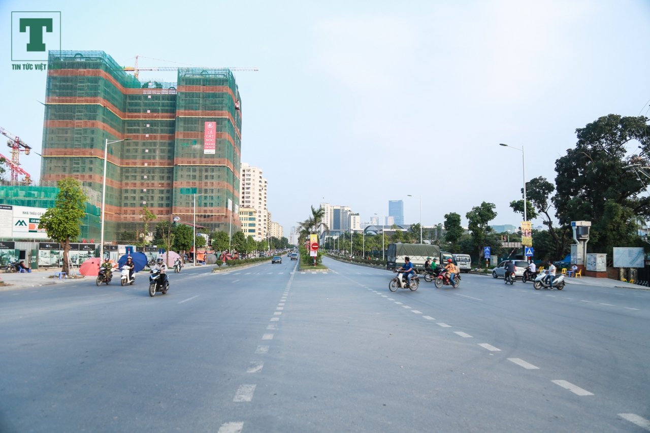 ve-dep-cua-tuyen-duong-moi-duoc-mang-ten-nha-tu-ban-trinh-van-bo