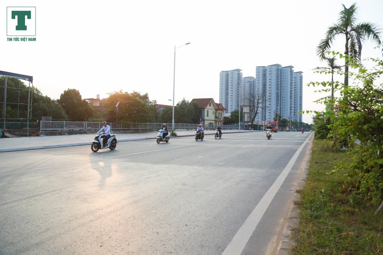 ve-dep-cua-tuyen-duong-moi-duoc-mang-ten-nha-tu-ban-trinh-van-bo