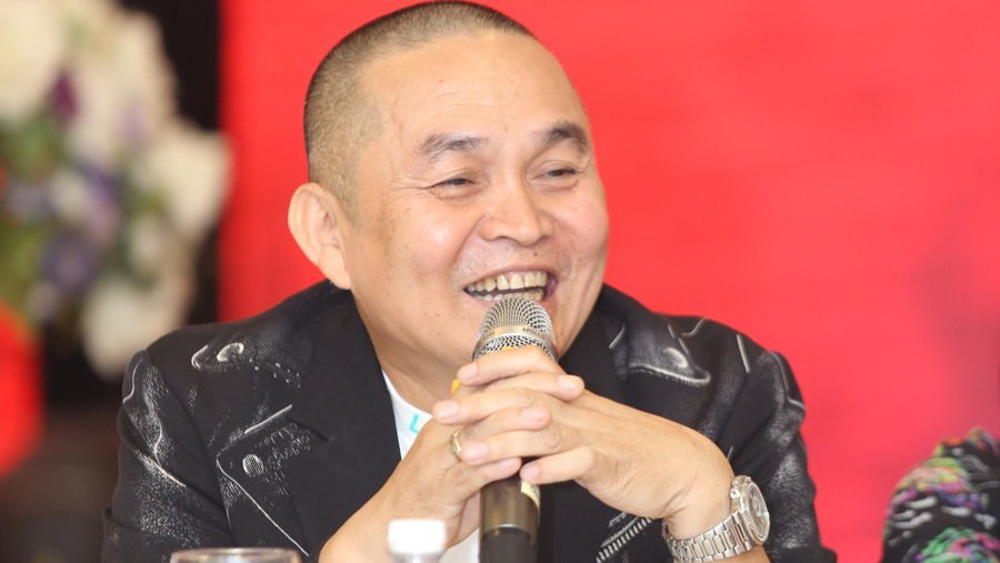 xuan-hinh-mot-nam-dien-hon-200-buoi-cat-xe-khong-thong-ke-duoc
