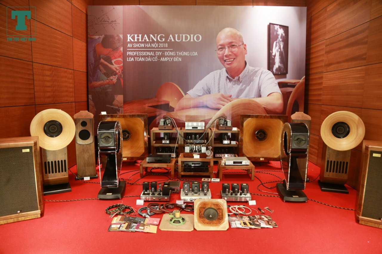 chiem-nguong-dan-thiet-bi-am-thanh-gia-tien-ty-trinh-lang-trong-av-show-2018