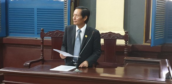 vu-nhom-to-cao-minh-bi-kiem-sat-vien-si-nhuc