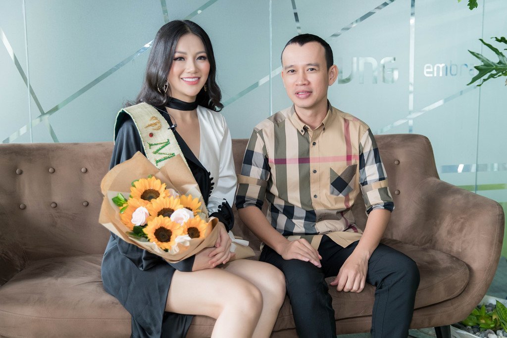 hoa-hau-trai-dat-2018-phuong-khanh-len-tieng-truoc-tin-don-vo-on-dung-thu-thuat-doat-giai