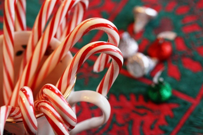 Hiệu trưởng mất việc vì cấm trang trí hình ông già Noel - ảnh 2