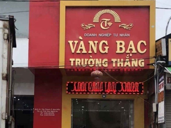 vu-viec-ban-100-usd-bi-phat-40-trieu-dong-quyet-dinh-phat-hop-ly