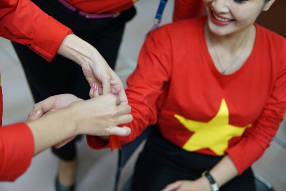 hang-ngan-cdv-da-len-duong-tiep-lua-cho-doi-tuyen-viet-nam