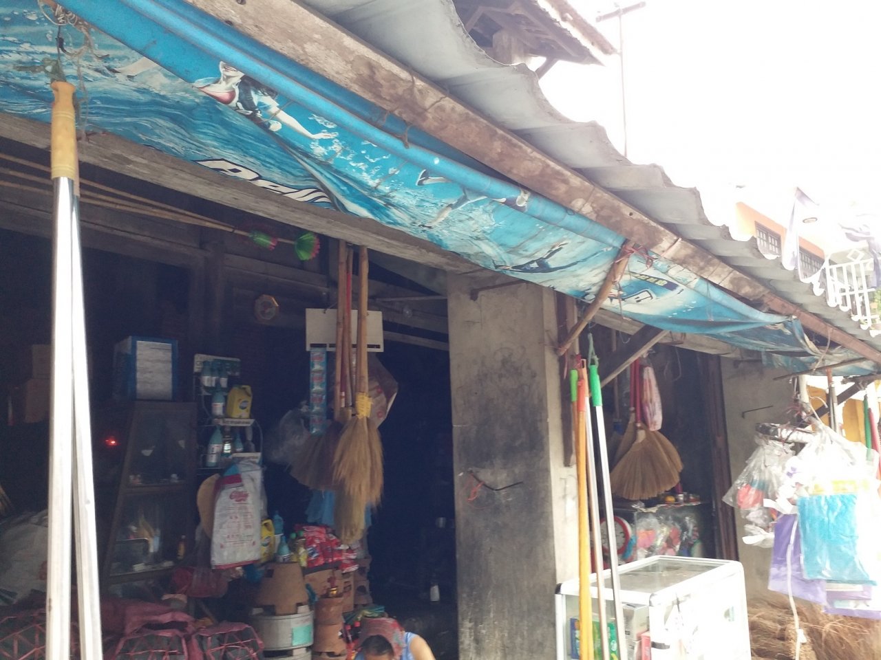 can-canh-nhung-ngoi-nha-co-chay-dua-voi-thoi-gian-o-pho-co-bao-vinh