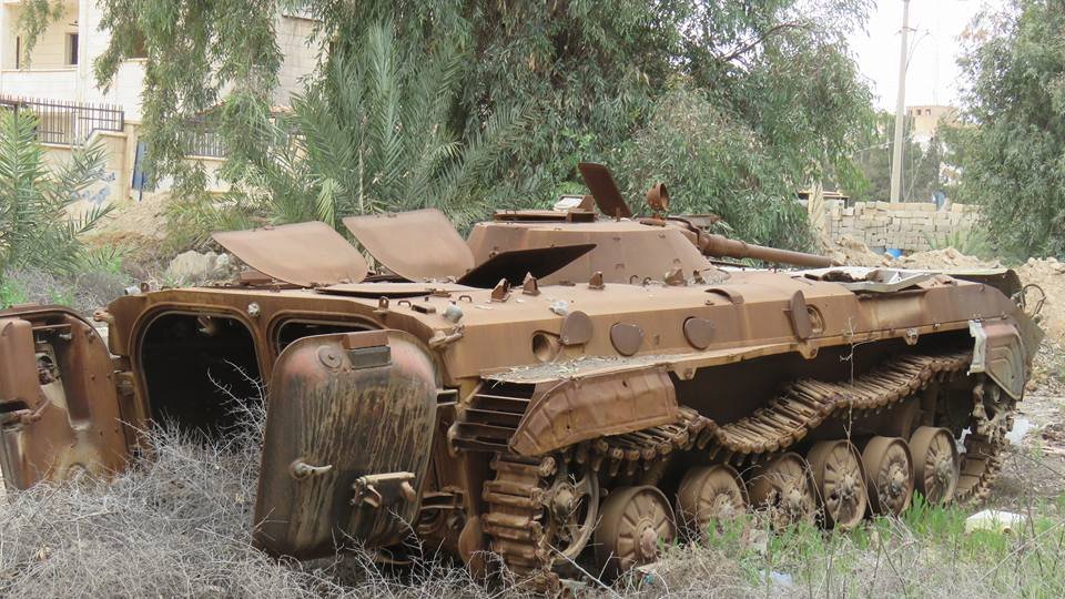8-nam-chien-su-quan-doi-syria-mat-gan-1400-xe-tang-thiet-giap