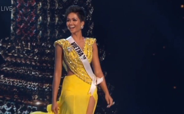 hhen-nie-duoc-danh-gia-cao-voi-man-trinh-dien-bikini-ban-ket-miss-universe-2018