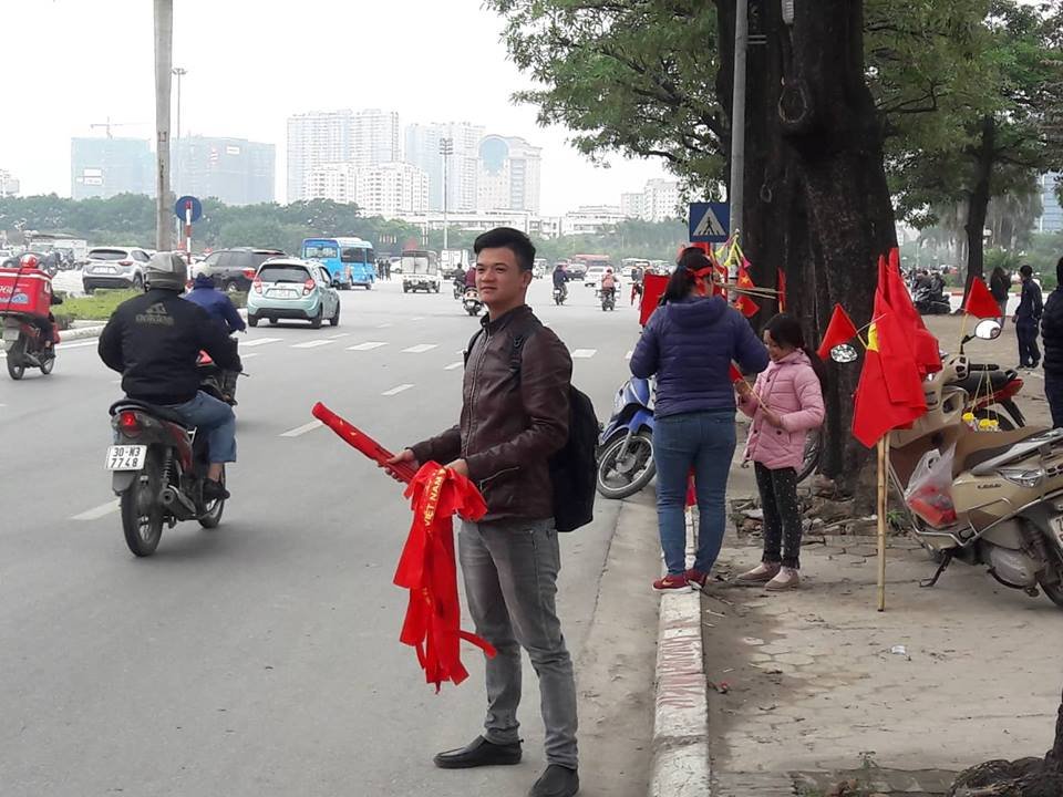 cu-ba-90-tuoi-khoai-cong-phuong-du-doan-100-viet-nam-vo-dich