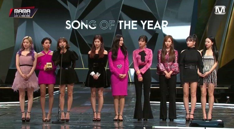 twice-mama-hongkong