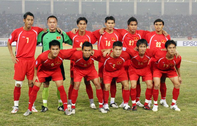 bong-da-viet-nam-menh-phong-thuy-so-8