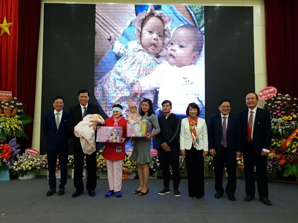 bv-quang-ninh-chao-don-en-be-thu-100-chao-doi-bang-thu-tinh-ong-nghiem