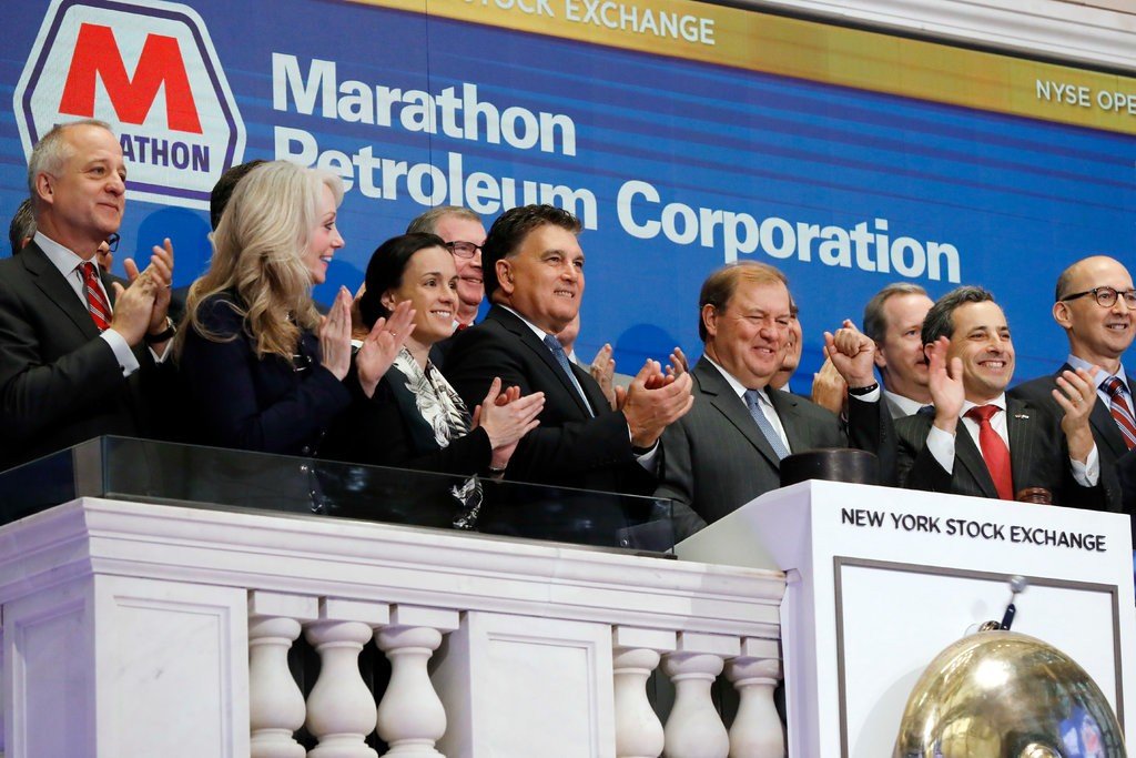 new-york-times-vach-tran-bi-mat-ban-cua-nganh-cong-nghiep-dau-mo-my