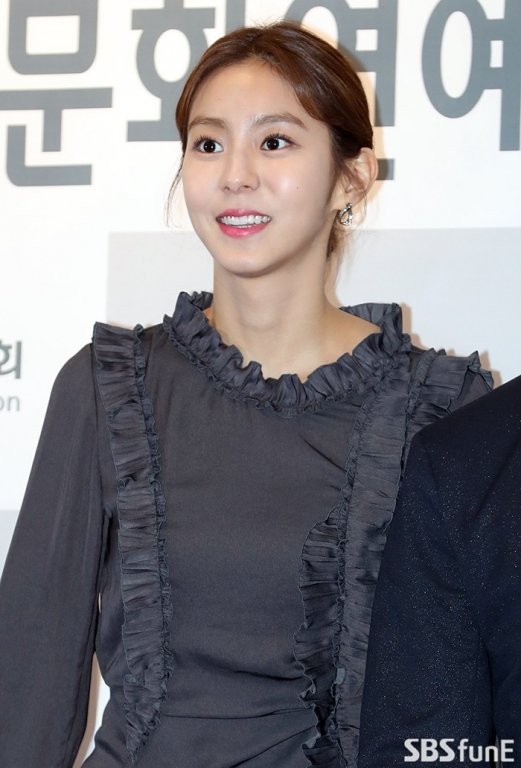 uee2-15450348568251463110649