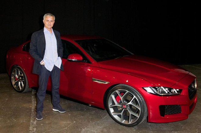 jose-mourinho-thich-suu-tap-xe-nhung-khong-thich-lai-o-anh