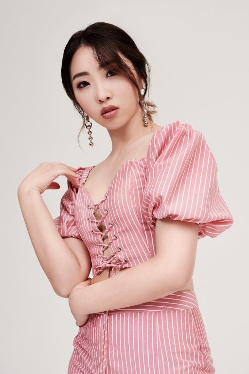 minzy-2018-cr-daniel-kim-billboard-embed-15452305302481560127675