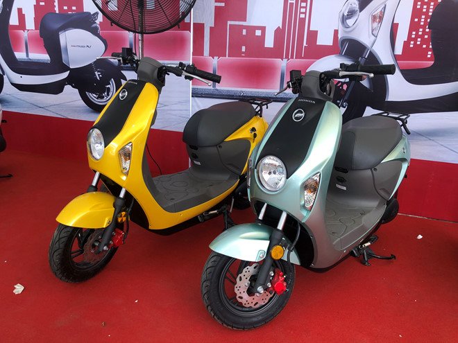 thuc-hu-viec-honda-cho-ra-mat-xe-may-dien-chinh-hang-o-vn