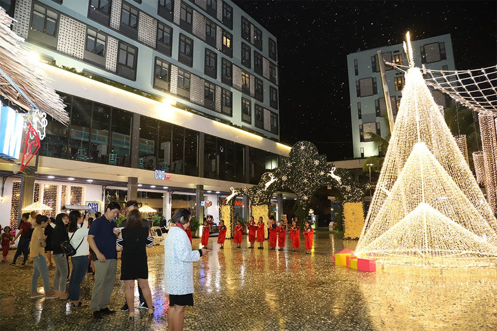 Giang sinh ron rang trong hinh check-in cua gioi tre Viet hinh anh 15