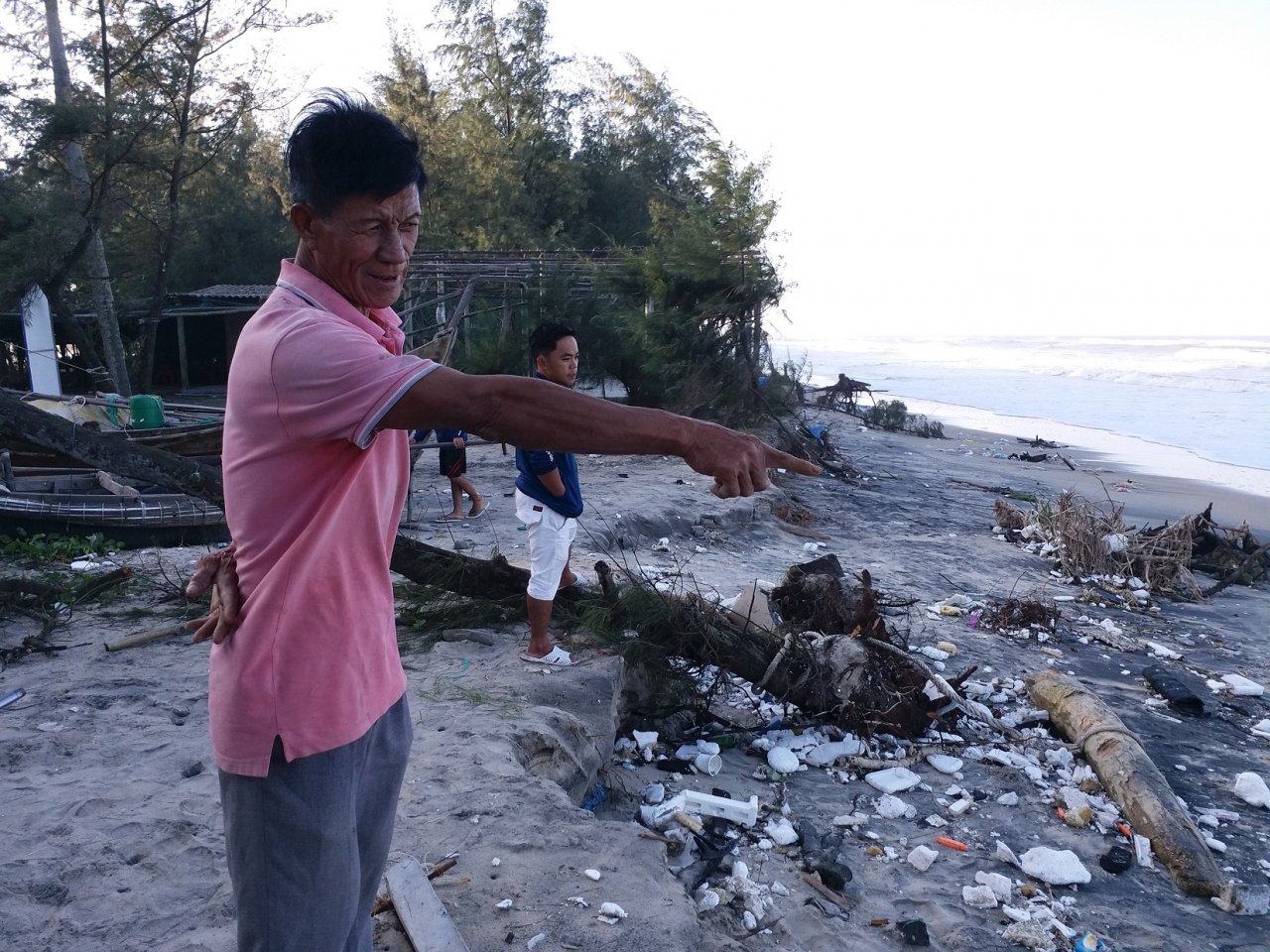 thua-thien-hue-song-danh-tanh-banh-bo-bien-dan-lo-au