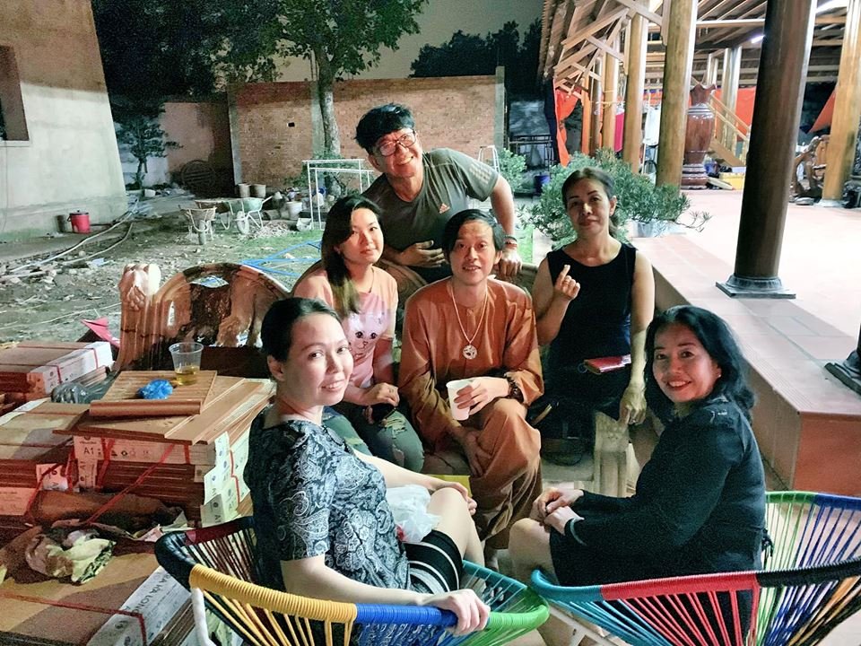 hoai-linh-don-tuoi-49-gian-di-o-nha-tho-to