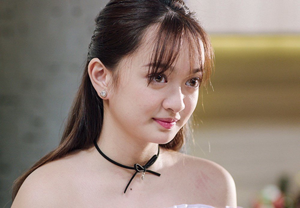 hotgirl-em-chua-18-khong-quan-tam-cat-xe-1-hay-2-ty