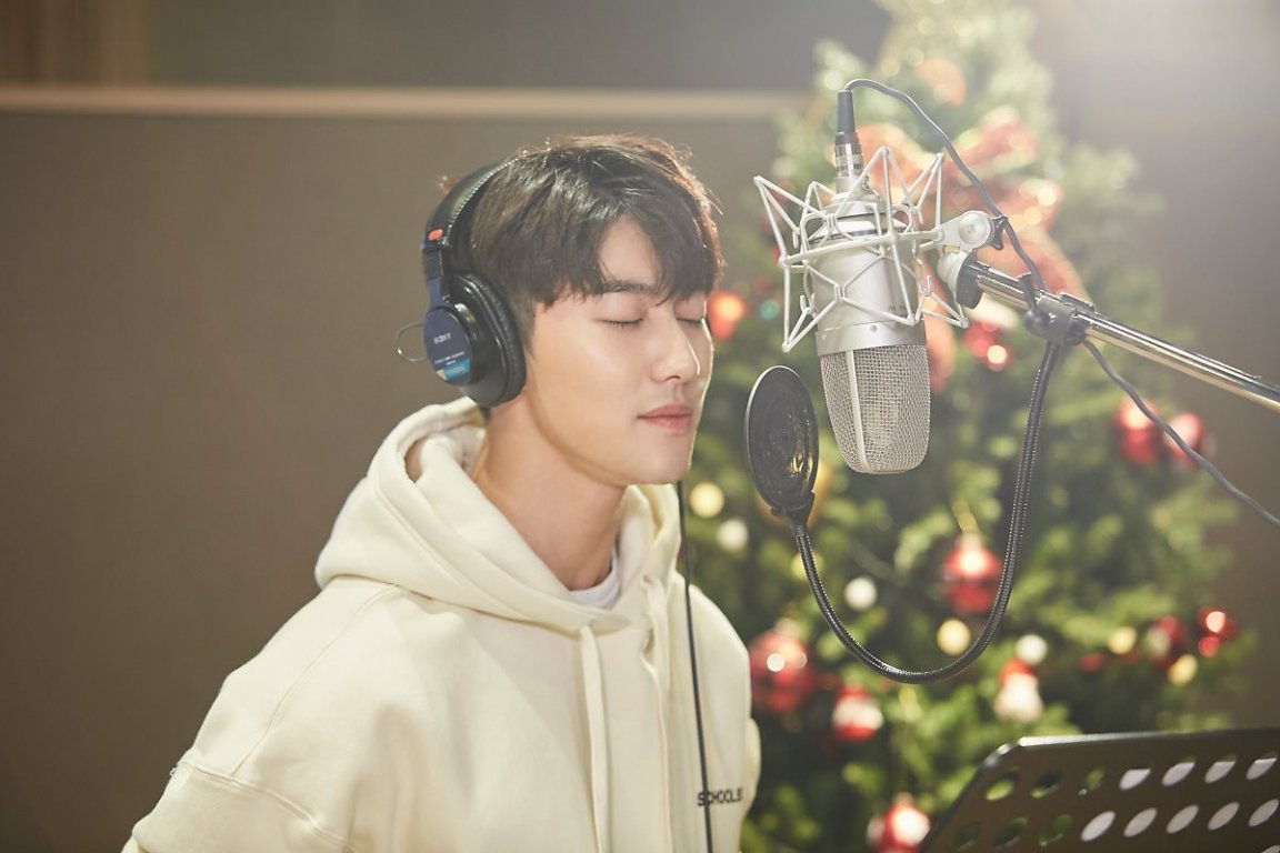 kwakdongyeon-1545624493437177883643