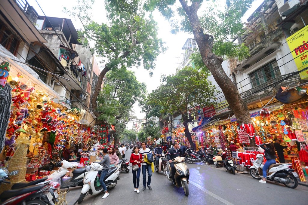 nhung-dia-diem-vui-choi-cuc-hap-dan-trong-dem-giang-sinh-tai-ha-noi