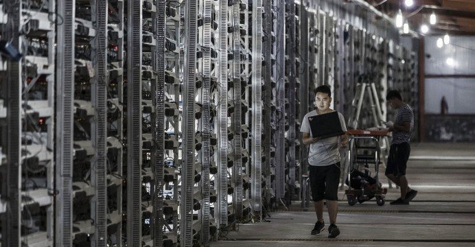 mot-nam-buon-cua-nguoi-dao-bitcoin-tai-viet-nam