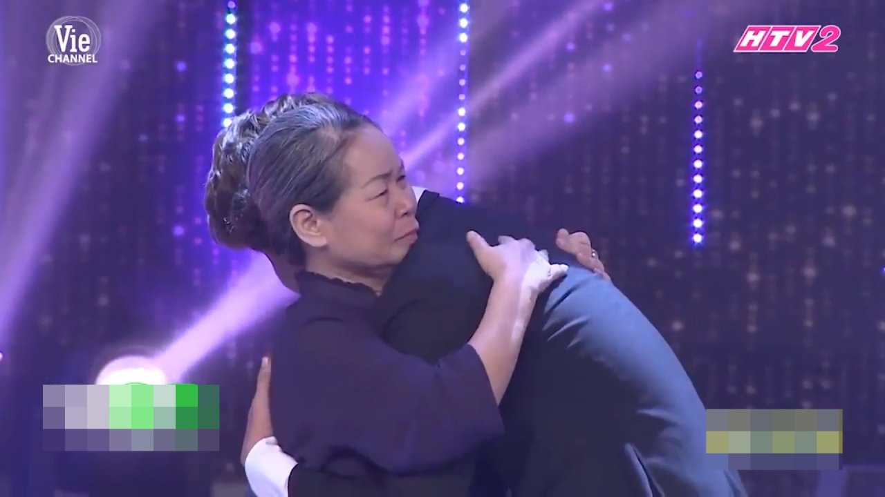 ngay-ay-la-ai-tap-9-ba-so-dua-chau-dong-tinh-bi-moi-nguoi-cuoi-che