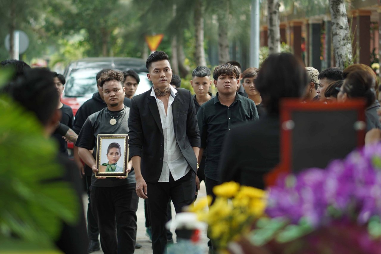 phim-giang-ho-cua-quach-ngoc-tuyen-suyt-ngung-quay-vi-thieu-tien