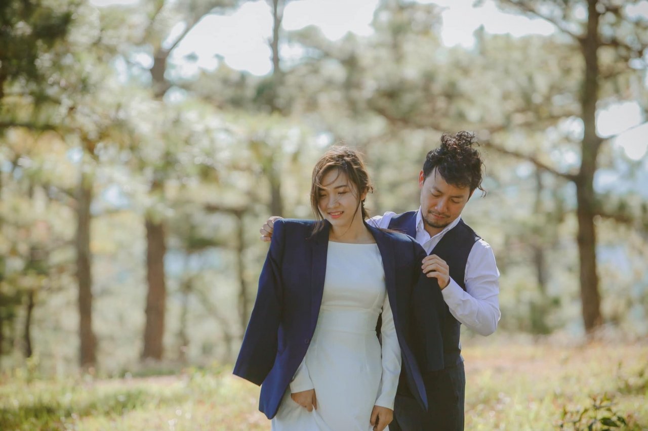 phuong-thanh-tien-dat-cuoi-vo-mung-muon-xiu-chi-so-no-di-tu