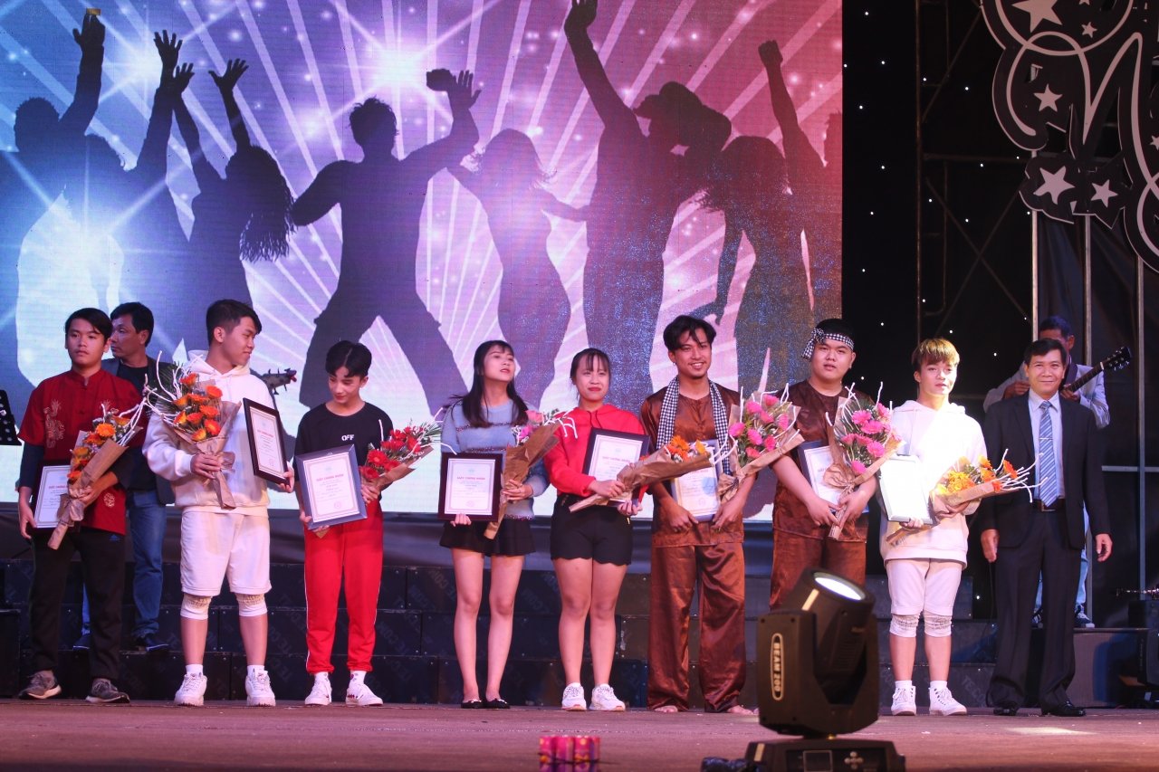 pho-co-hoi-an-don-doan-khach-chau-au-den-xong-dat-dau-nam-2019