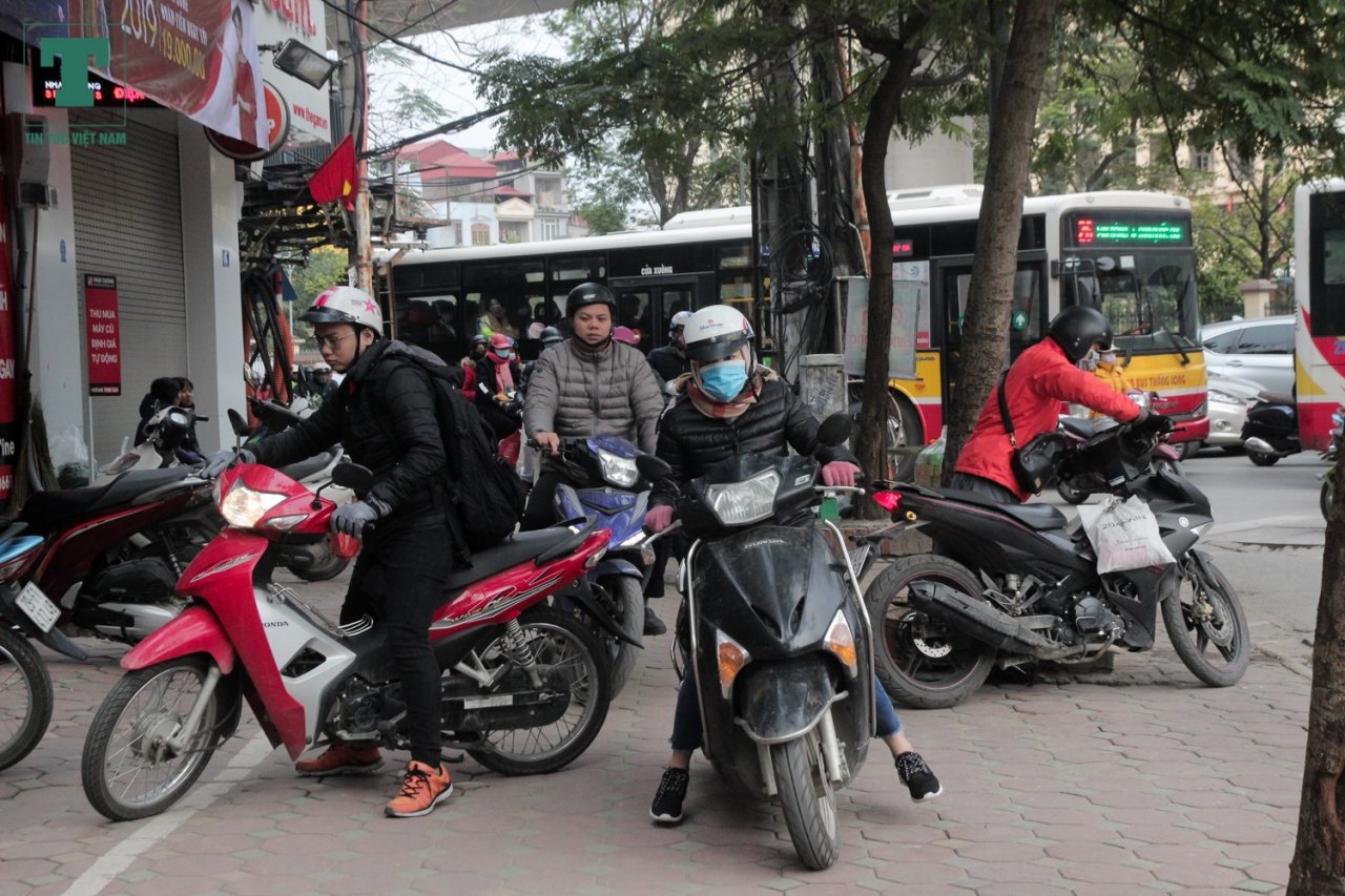 ha-noi-nhon-nhip-tro-lai-trong-ngay-lam-viec-dau-nam-2019
