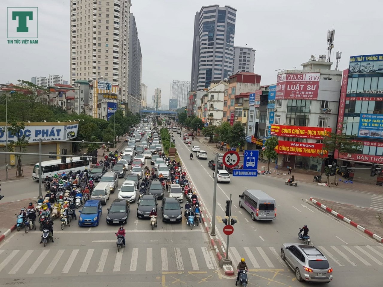 ha-noi-nhon-nhip-tro-lai-trong-ngay-lam-viec-dau-nam-2019