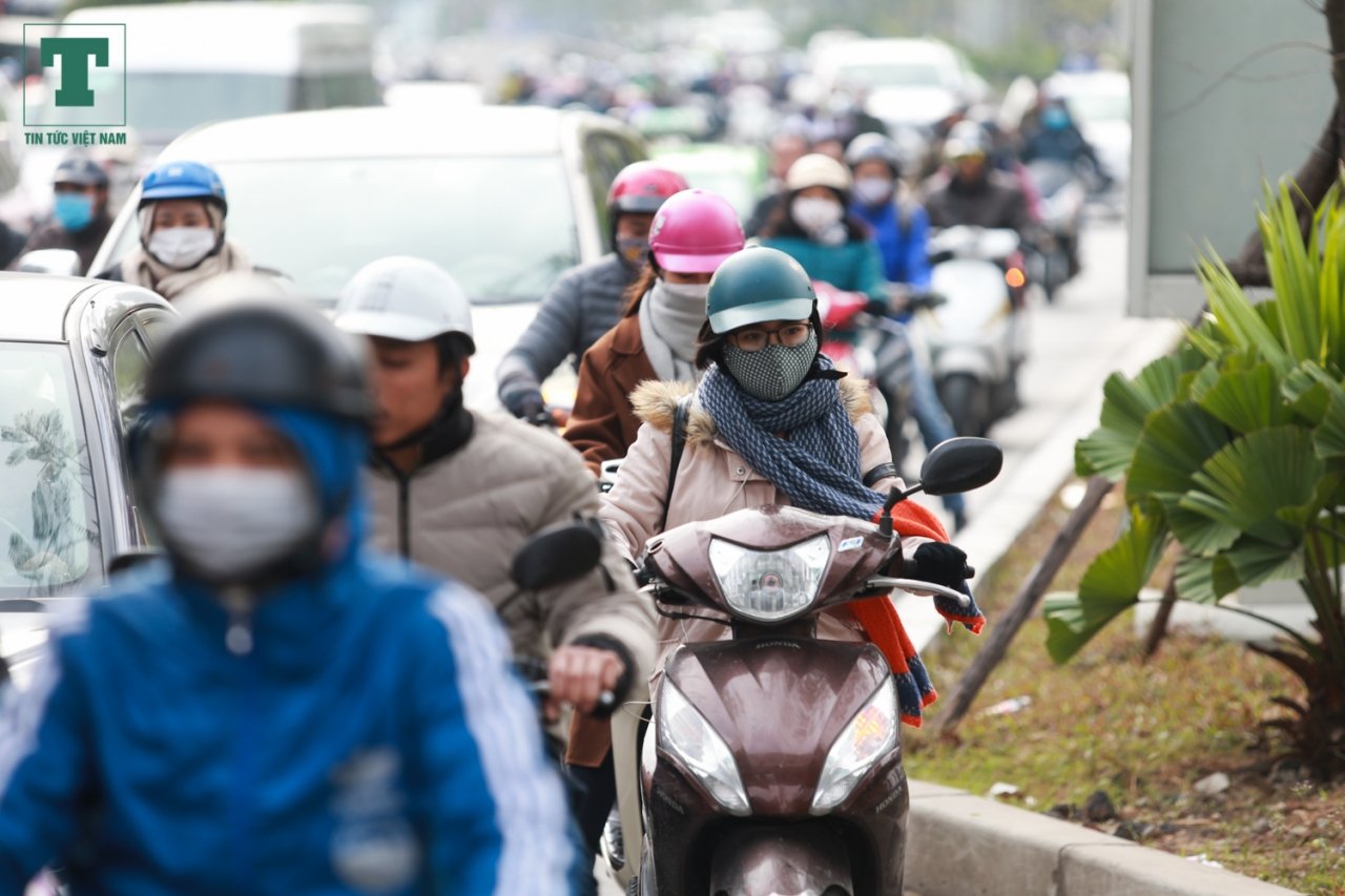 ha-noi-nhon-nhip-tro-lai-trong-ngay-lam-viec-dau-nam-2019