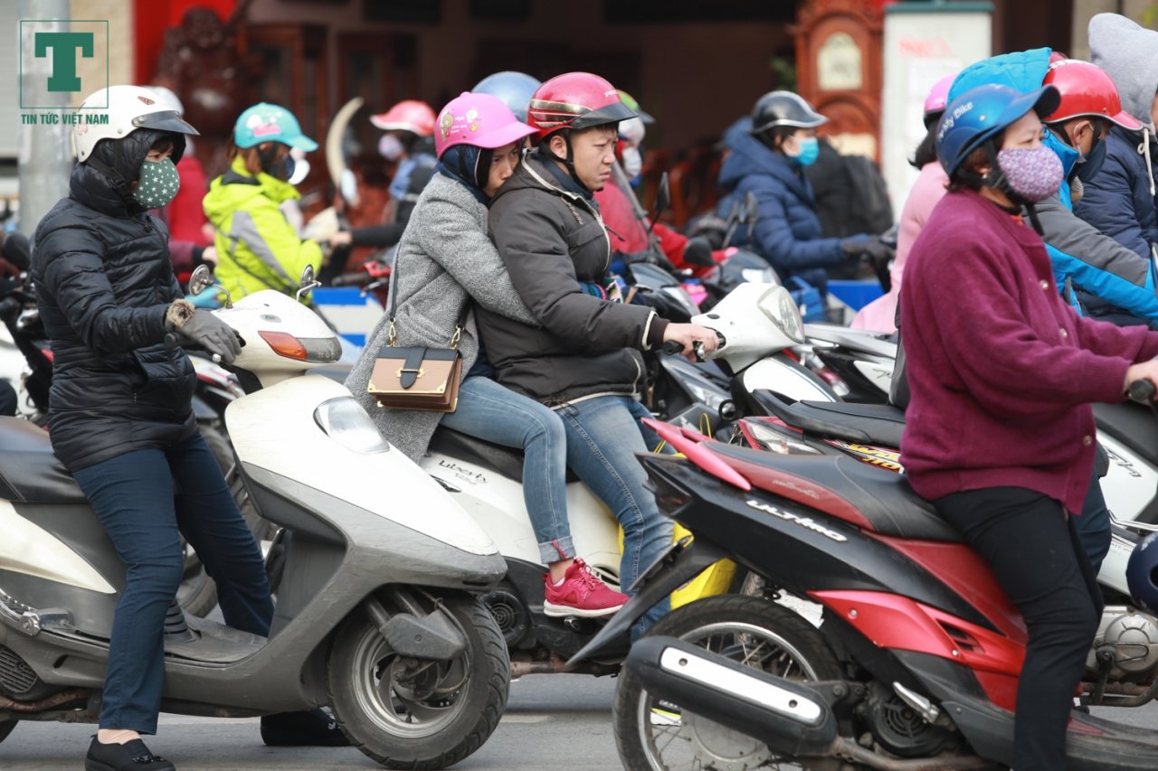 ha-noi-nhon-nhip-tro-lai-trong-ngay-lam-viec-dau-nam-2019