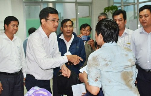 bang-hoang-loi-ke-nan-nhan-vu-container-dam-21-xe-may-dung-den-do-tai-hoa-ap-den-bat-ngo