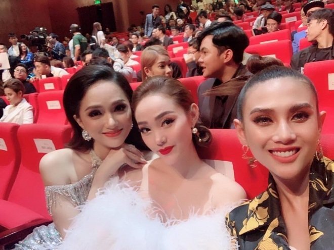 sao-viet-hom-nay