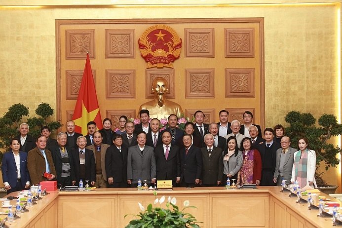 hinh-anh-chinh-phu-nguyen-xuan-phuc-gap-mat-lanh-dao-hoi-giao-duc-cham-soc-suc-khoe-cong-dong-viet-nam