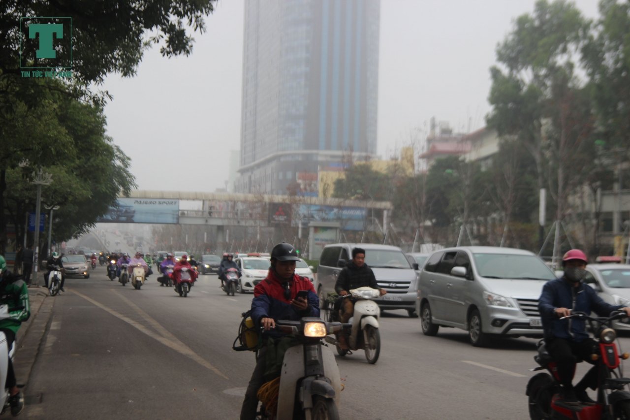 ha-noi-chim-trong-bien-suong-mu-sang-dau-tuan