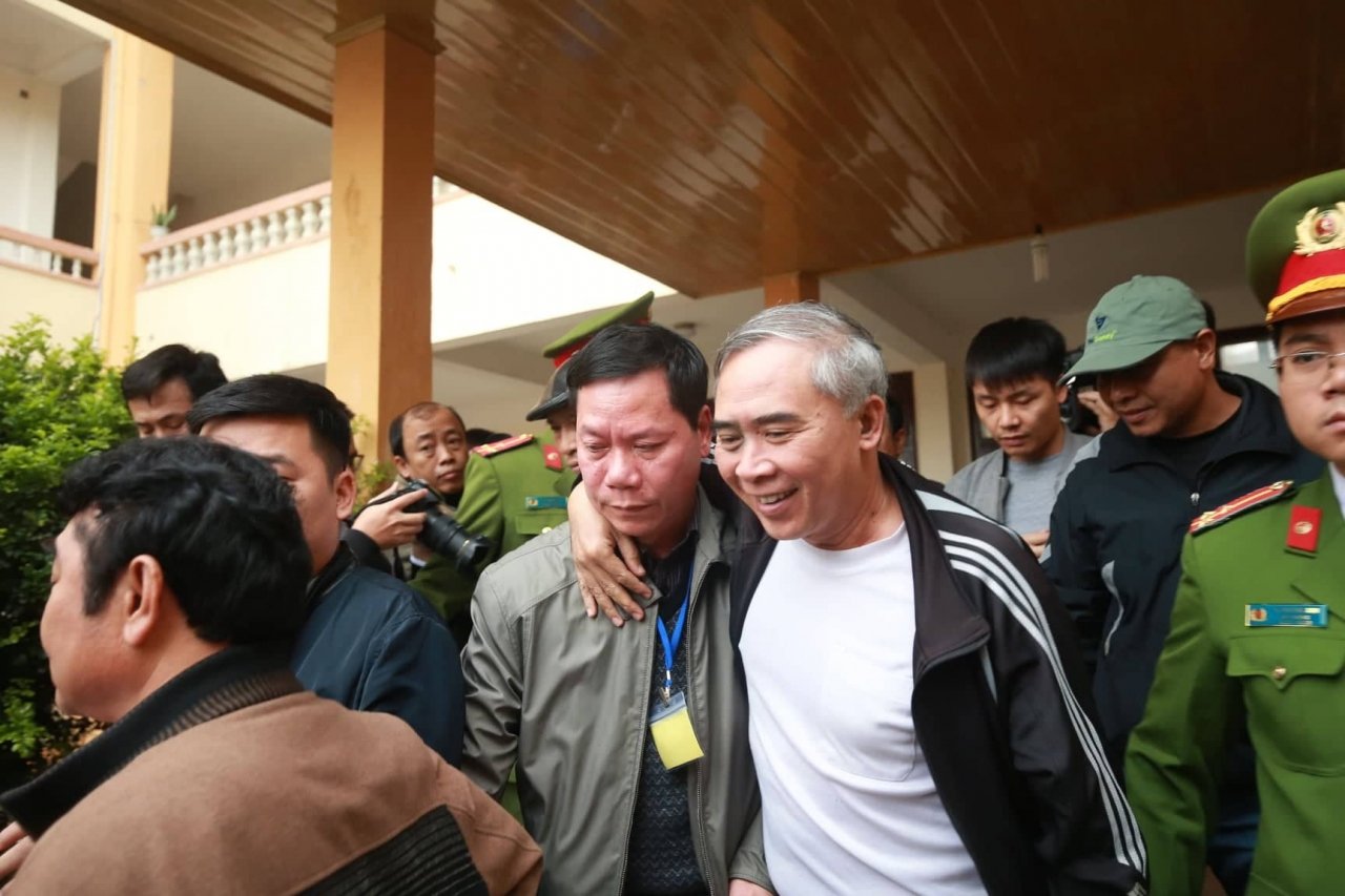 truc-tiep-xet-xu-vu-chay-than-9-nguoi-chet-o-hoa-binh-hdxx-quyet-dinh-hoan-phien-toa-den-141