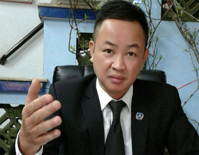 vu-nguoi-dan-ong-bi-nhot-trong-cui-sat-sau-nhieu-nam-se-bi-phat-the-nao