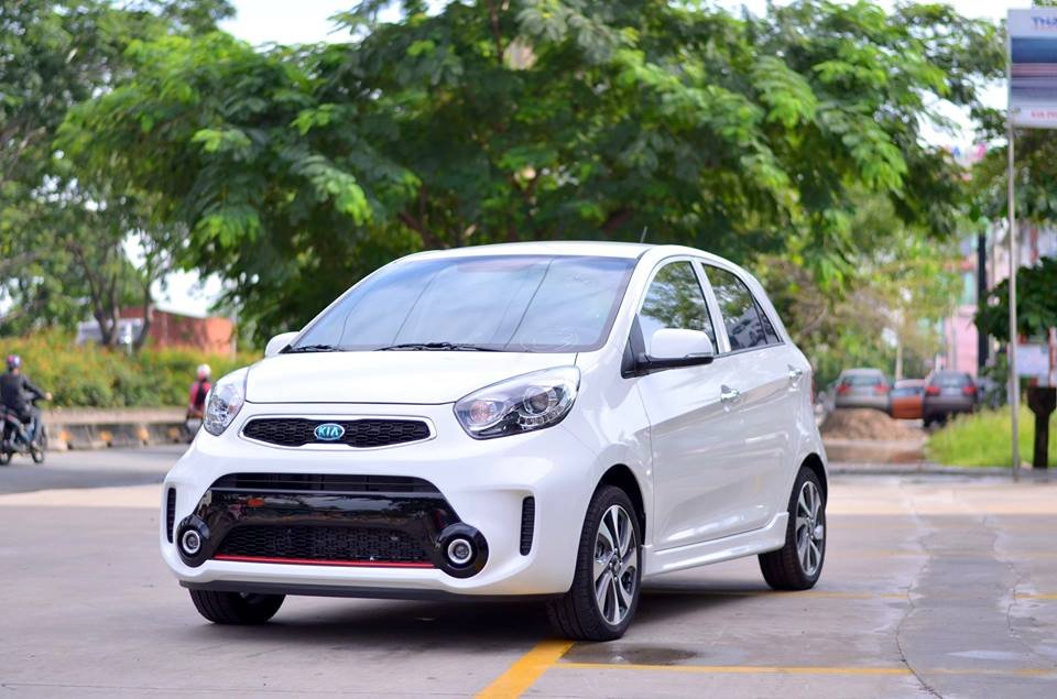 cac-loai-xe-o-to-4-cho-gia-re-o-viet-nam
