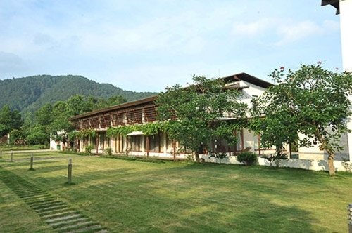 biet-thu-ca-si-my-linh-khong-co-ten-trong-danh-sach-18-cong-trinh-bi-cuong-che-o-soc-son
