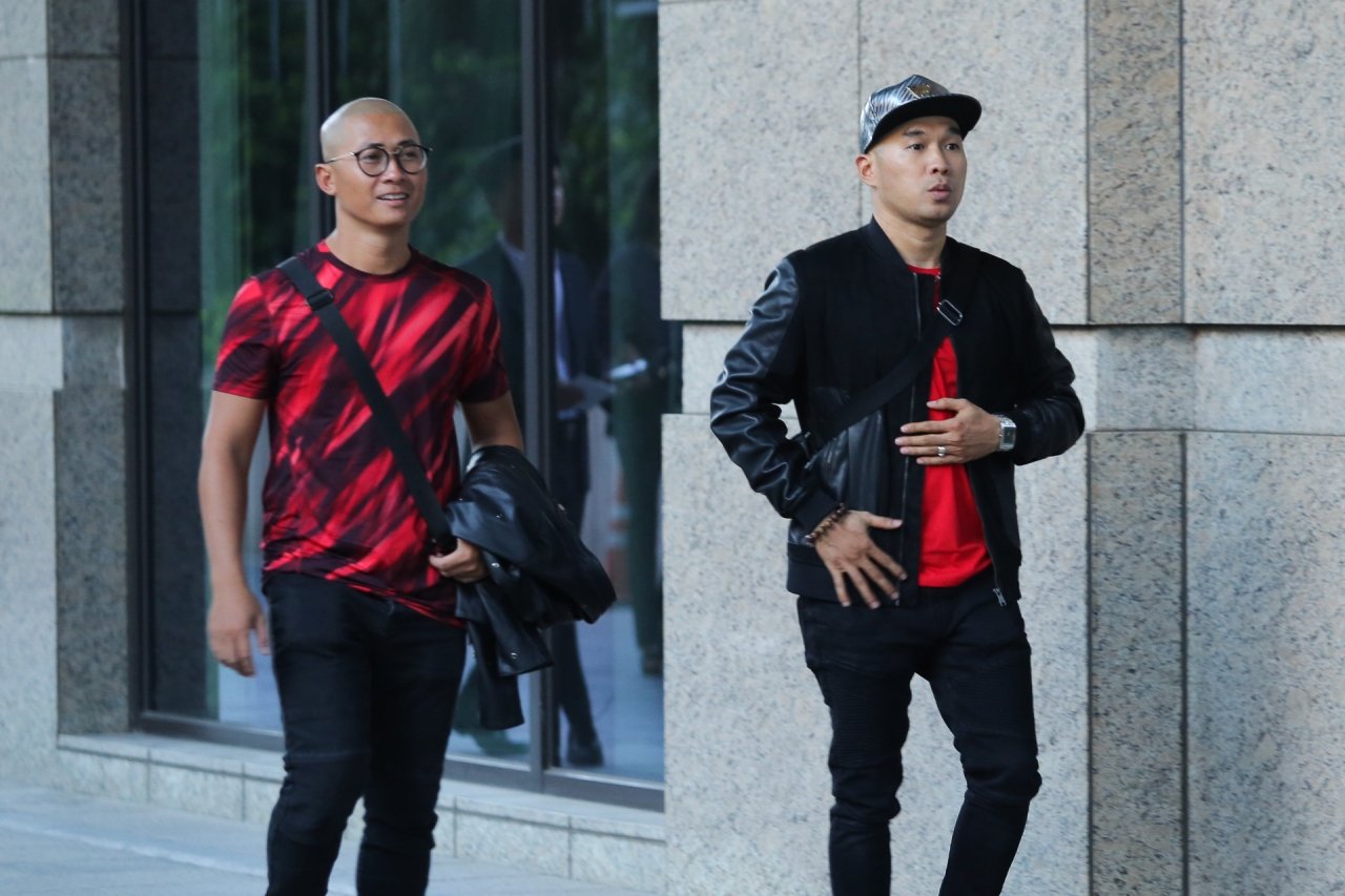 tiec-cuoi-cua-rapper-tien-dat-va-vo-kem-10-tuoi-duoc-bao-mat-o-sai-gon