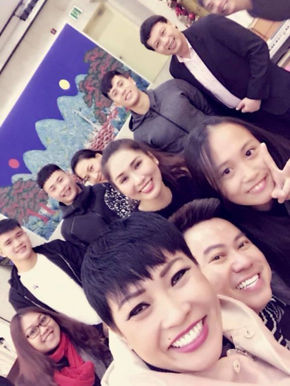 me-con-ca-si-phuong-thanh-hon-ho-khi-gap-dinh-trong-o-han-quoc
